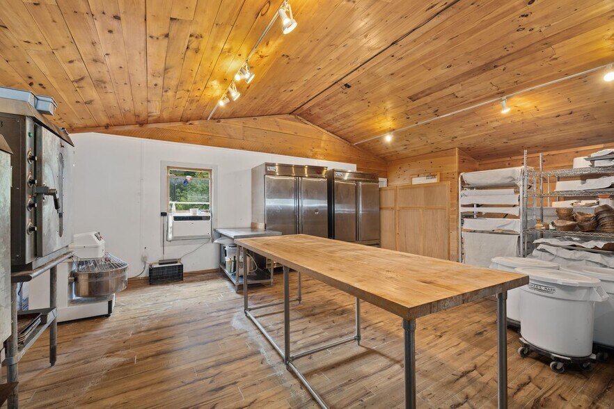 More Photos Of 1769 NY-73, Keene Valley Flex For Sale