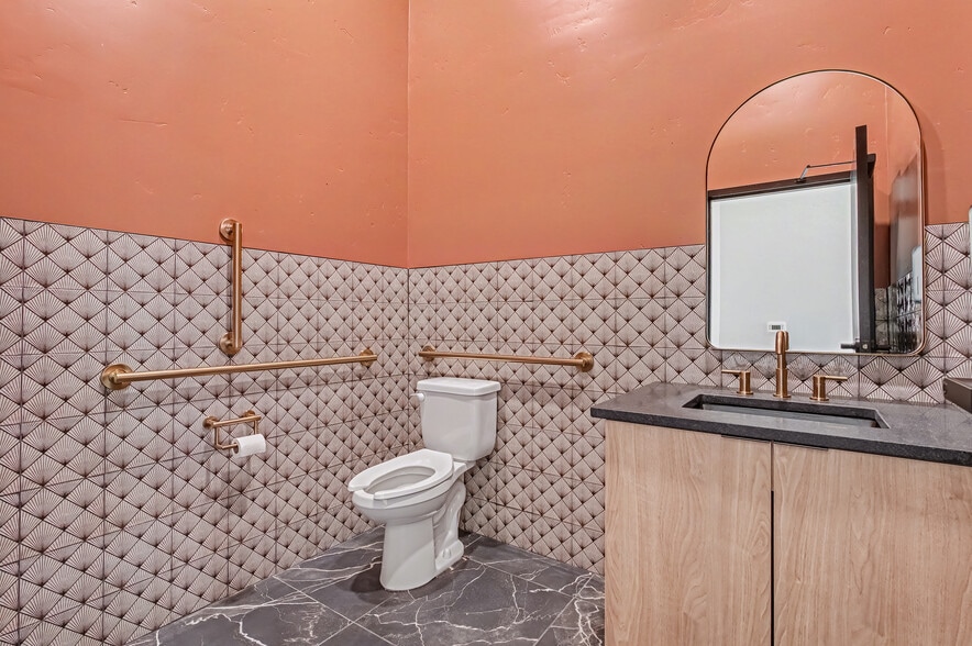 More Photos Of 3140 W Belltower Dr, Meridian Office For Lease