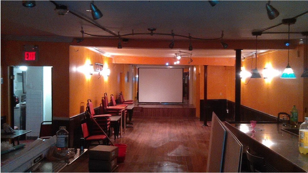 More Photos Of 3810-3814 32nd St, Union City Restaurant For Sale