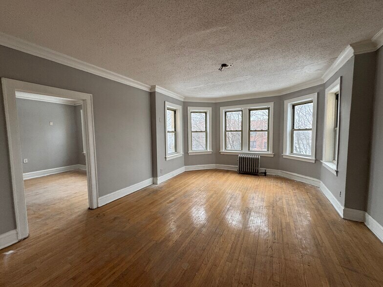More Photos Of 605 E 80th St, Chicago Apartments For Sale