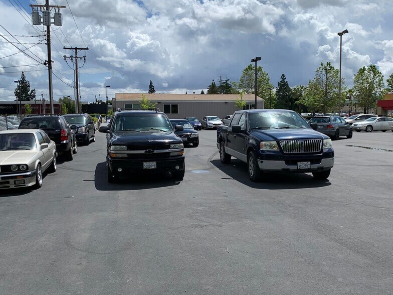 More Photos Of 2797 Fulton Ave, Sacramento Auto Dealership For Sale