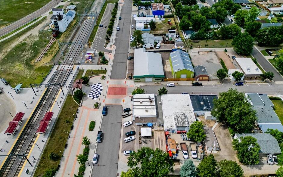 More Photos Of 2201 Lake Ave, Thornton General Retail For Sale