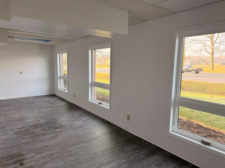 More Photos Of 1201 N Post Rd, Indianapolis Medical For Lease