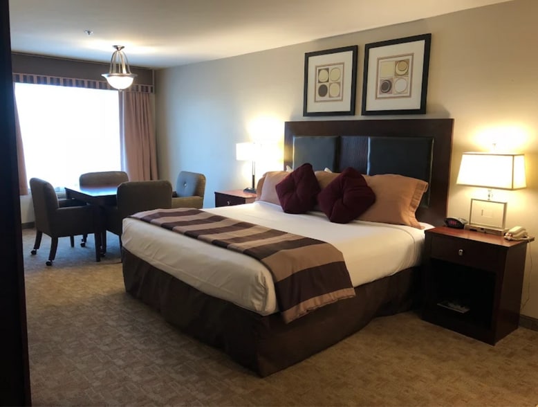 More Photos Of 3701 S WS Young Dr, Killeen Hotel For Sale