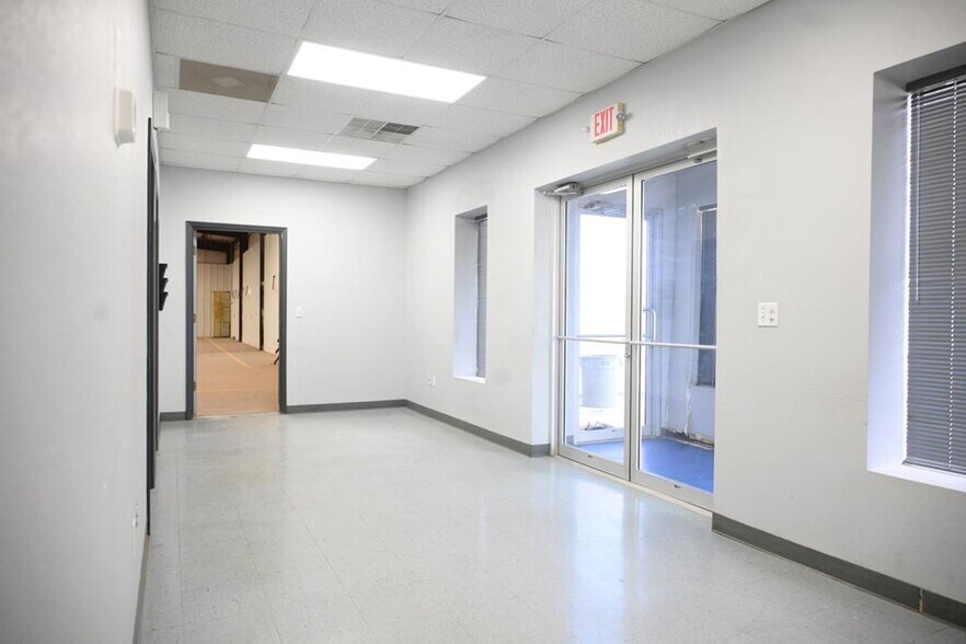 More Photos Of 3611 E State Highway 158, Midland Unknown For Lease