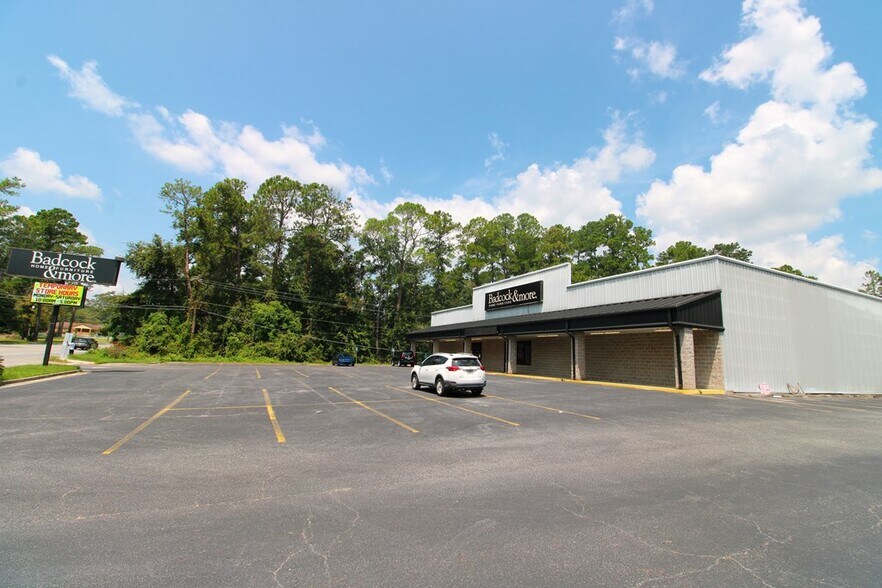 More Photos Of 1315 W Screven St, Quitman Storefront For Sale