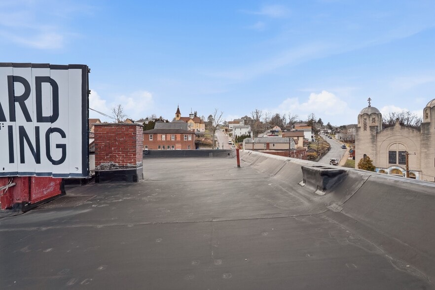 More Photos Of 10 Chesapeake St, Lyndora Apartments For Sale