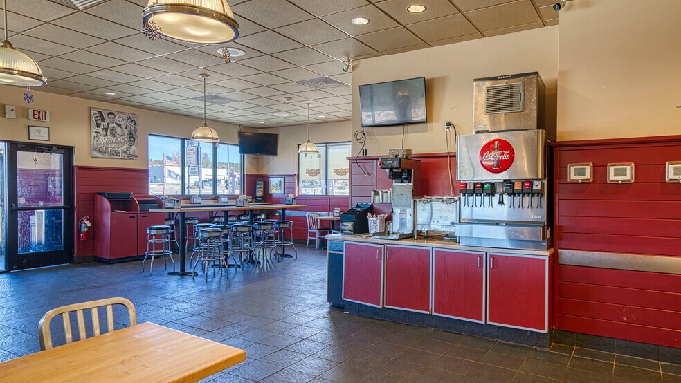 More Photos Of 1220 Washington Blvd, Newcastle Fast Food For Sale