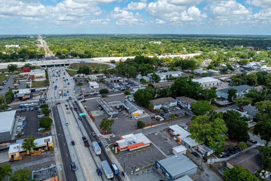 More Photos Of 1002 E Hillsborough Ave, Tampa Storefront For Lease