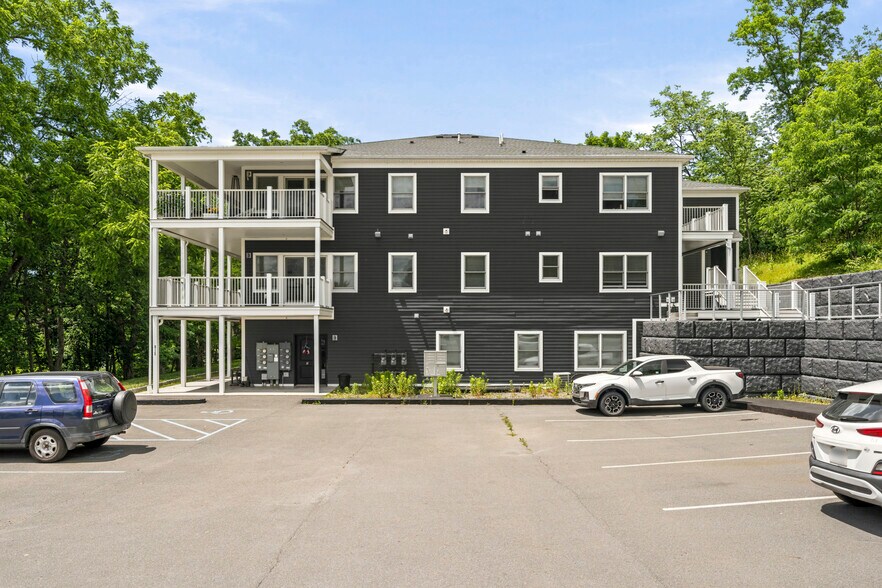 More Photos Of 812 Broad St, Milford Apartments For Sale