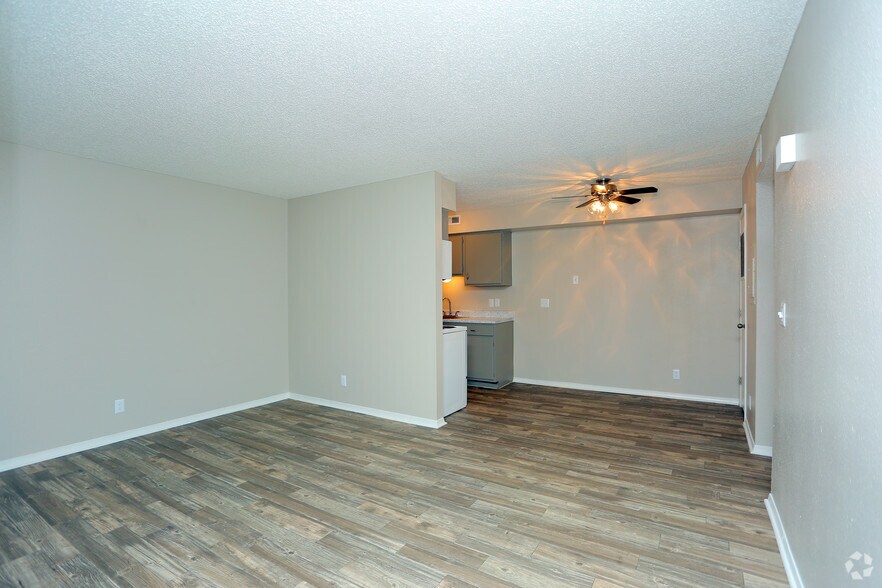 More Photos Of 6326 S 107th East Ave, Tulsa Apartments For Sale