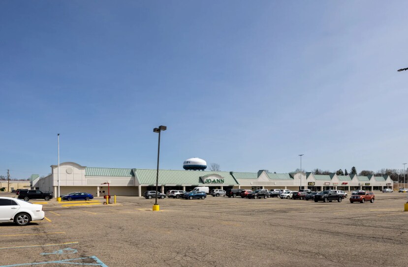 More Photos Of 915-1099 N Wisner St, Jackson Freestanding For Lease