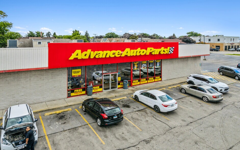 Primary Photo Of 6113 W Ogden Ave, Cicero Freestanding For Sale