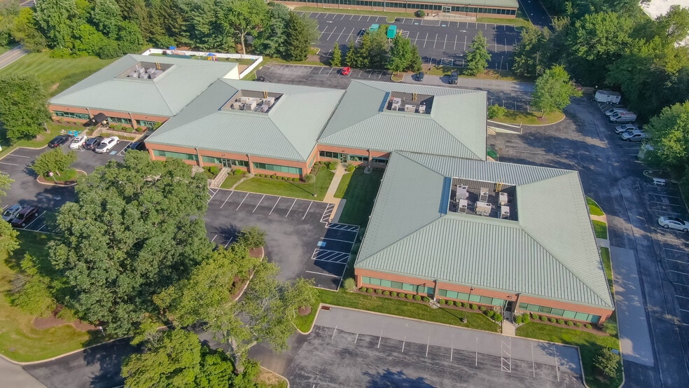 More Photos Of 1220 Ward Ave, West Chester Flex For Lease