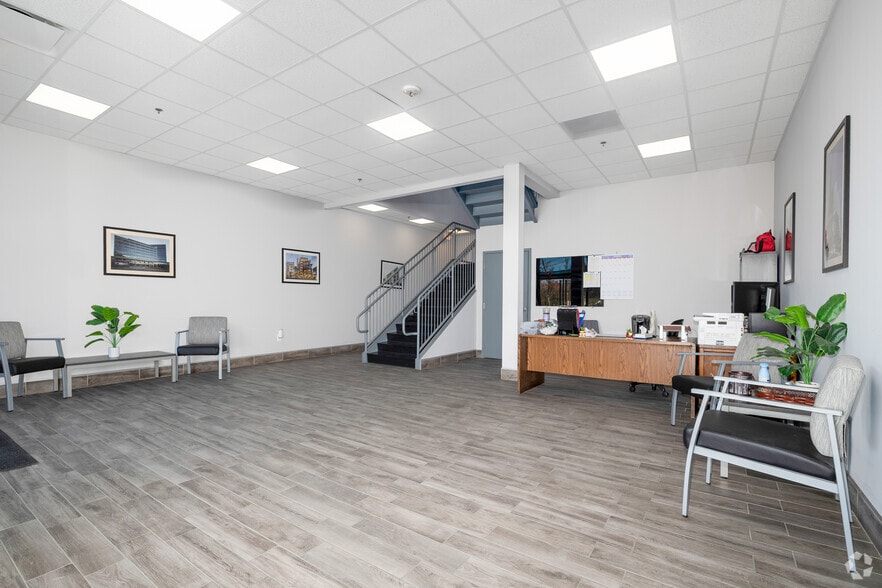 More Photos Of 410 Jack Enders Blvd, Berryville Industrial For Lease