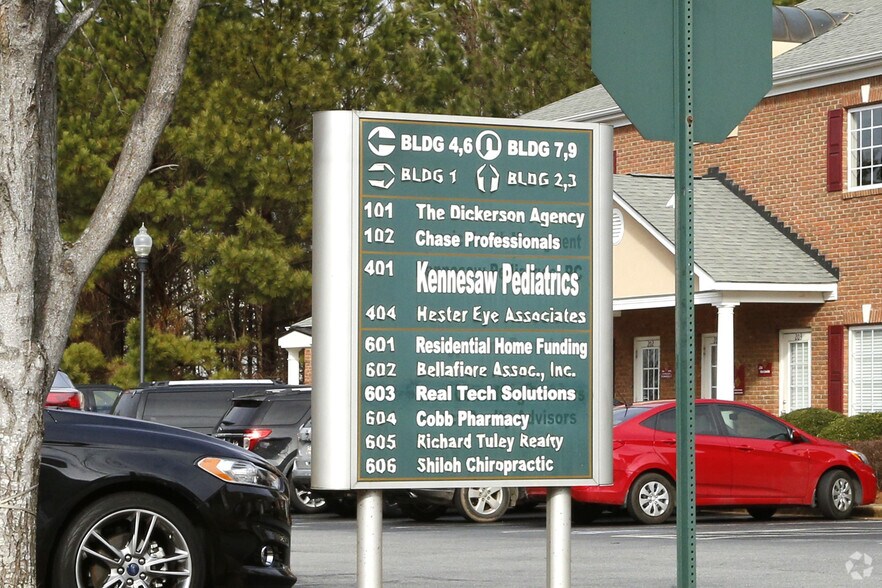 More Photos Of 3745 Cherokee St, Kennesaw Office For Lease