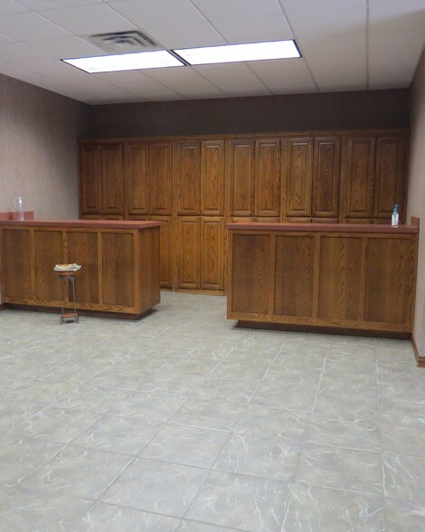 More Photos Of 626 W Main St, Fairfield Lodge Meeting Hall For Sale