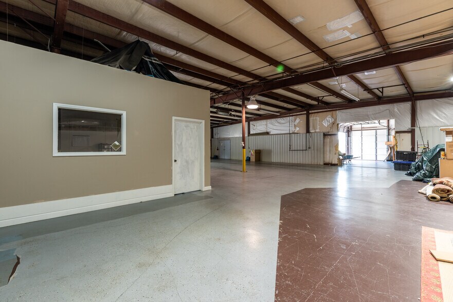 More Photos Of 5211 Union Rd., Gastonia Warehouse For Sale