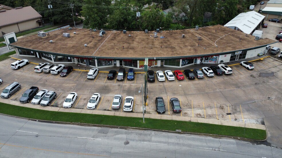 More Photos Of 4802-4822 Martin Luther King Blvd, Houston Unknown For Lease