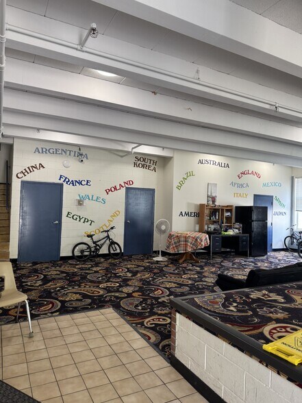 More Photos Of 315 S Grove Ave, Owatonna Schools For Sale