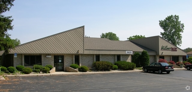 More Photos Of 5820 Gratiot Rd, Saginaw Medical For Lease
