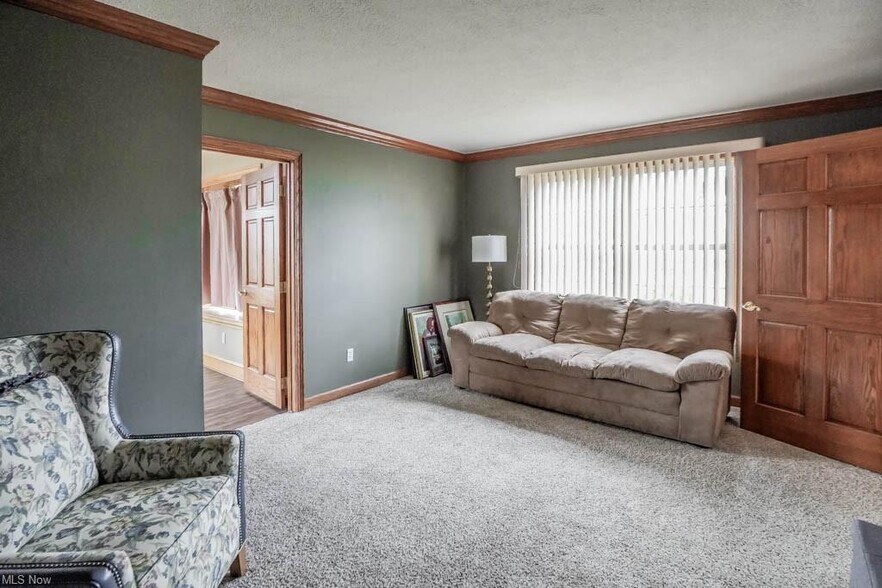 More Photos Of 11316 Cleveland Ave NW, Uniontown Office Residential For Sale