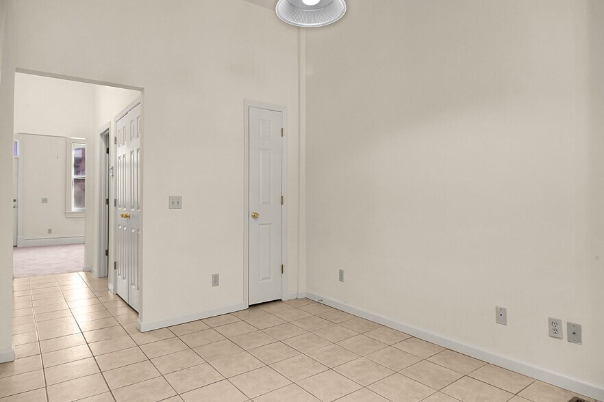 More Photos Of 2211 Menard St, Saint Louis Apartments For Sale