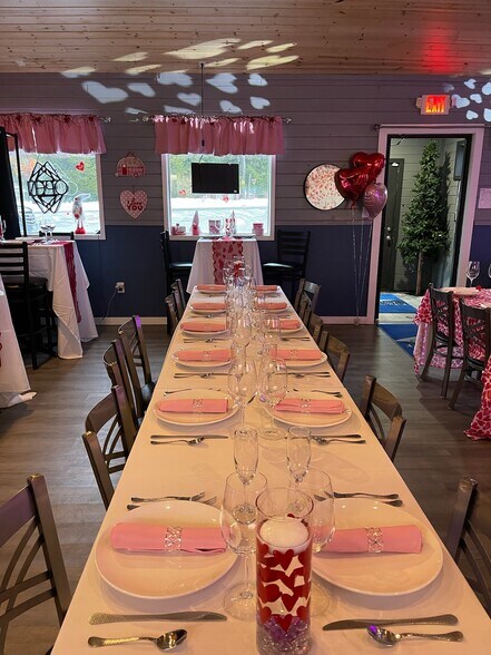 More Photos Of 802 S Shore Diamond Lake Rd, Newport Restaurant For Sale