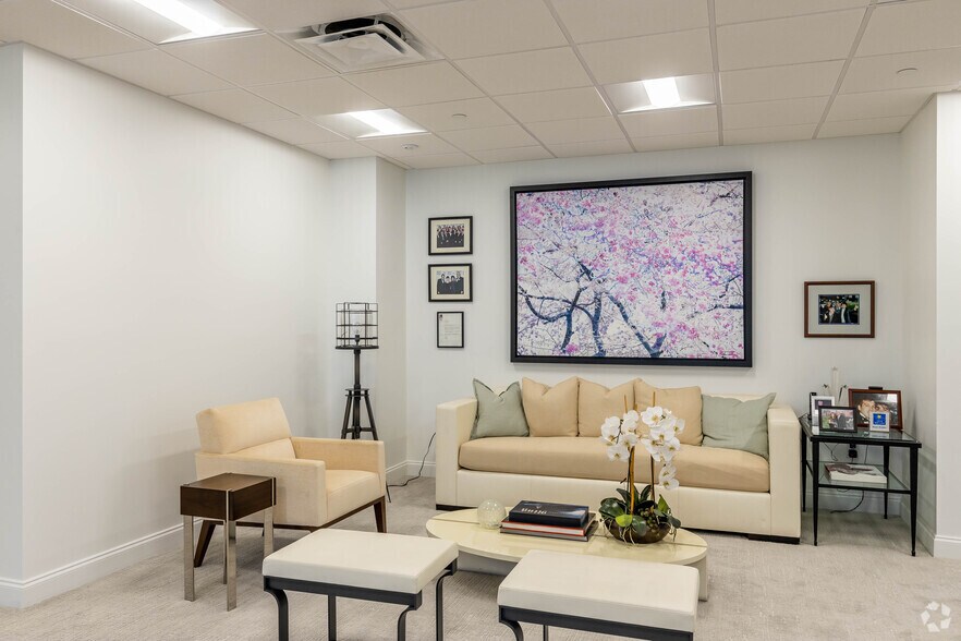 More Photos Of 11300 US Highway 1, Palm Beach Gardens Medical For Lease