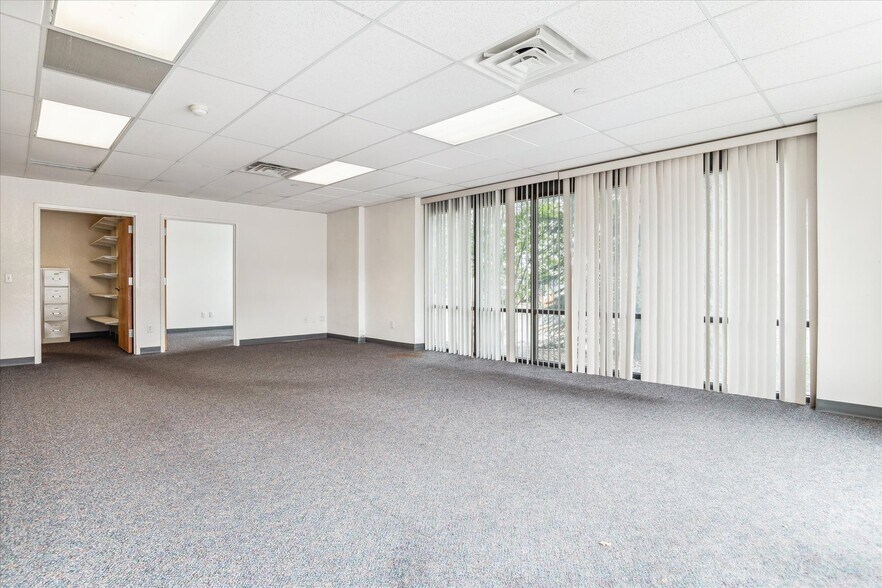 More Photos Of 5105 S Santa Fe Dr, Littleton Medical For Sale