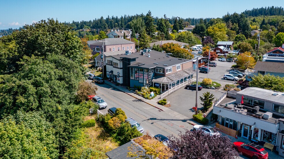 More Photos Of 105 1st St, Langley Storefront Retail Residential For Sale