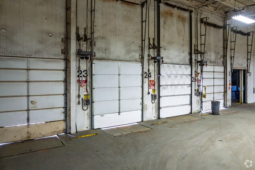 More Photos Of 3811 Kimwell Dr, Winston-Salem Warehouse For Sale