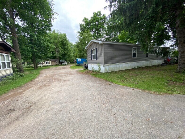 More Photos Of 7965 NY-5, Saint Johnsville Manufactured Housing Mobile Home Park For Sale