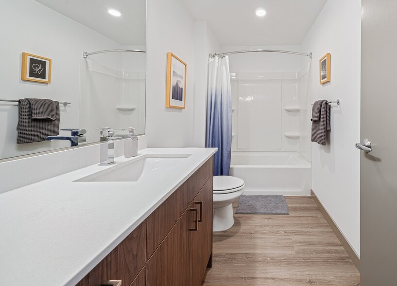 More Photos Of 109 S Division St, Auburn Apartments For Lease