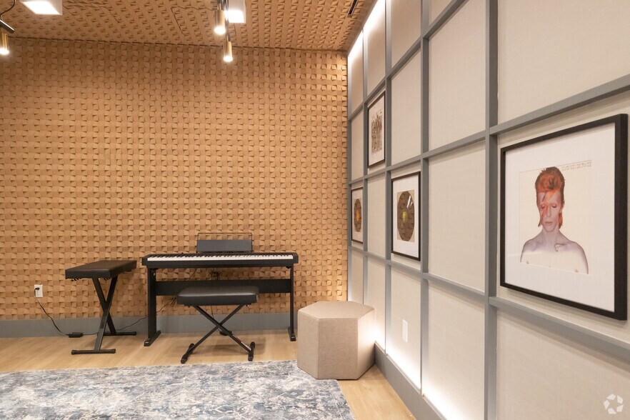 More Photos Of 2461 Broadway, New York Apartments For Lease