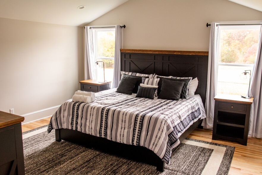 More Photos Of 10049 Old White Horse Rd, Greenville Specialty For Sale