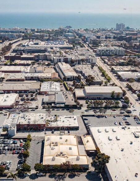 More Photos Of 1630-1638 12th St, Santa Monica Loft Creative Space For Lease