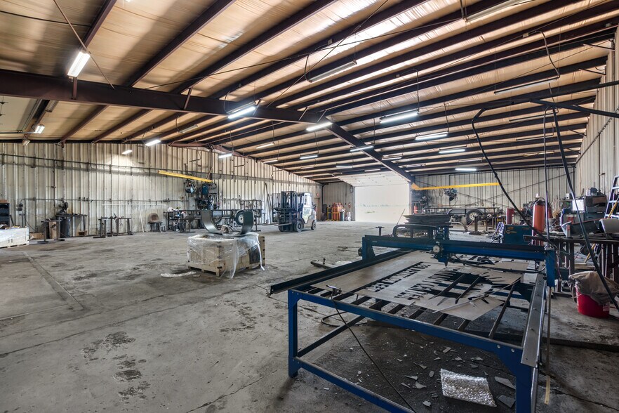 More Photos Of 2946 State Highway V, Matthews Warehouse For Sale