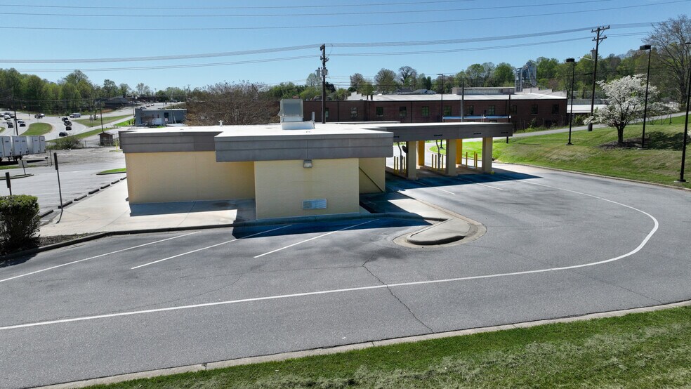 More Photos Of 211 Elkin Hwy, North Wilkesboro Bank For Sale