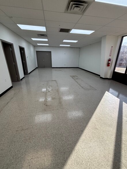 More Photos Of 738 Scarlet St, Grand Junction Warehouse For Lease