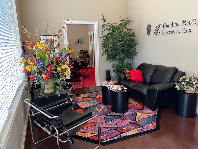 More Photos Of 2840 Keller Springs Rd, Carrollton Medical For Sale