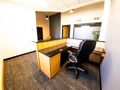 More Photos Of 2068 Millersburg Blvd W, Dundas Specialty For Sale