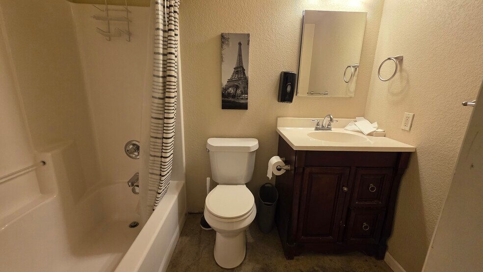 More Photos Of 5904 N County Road 1150, Midland Industrial For Lease