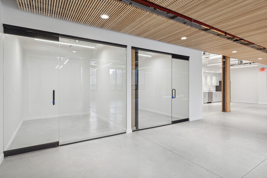 More Photos Of 360 Wythe Ave, Brooklyn Apartments For Lease