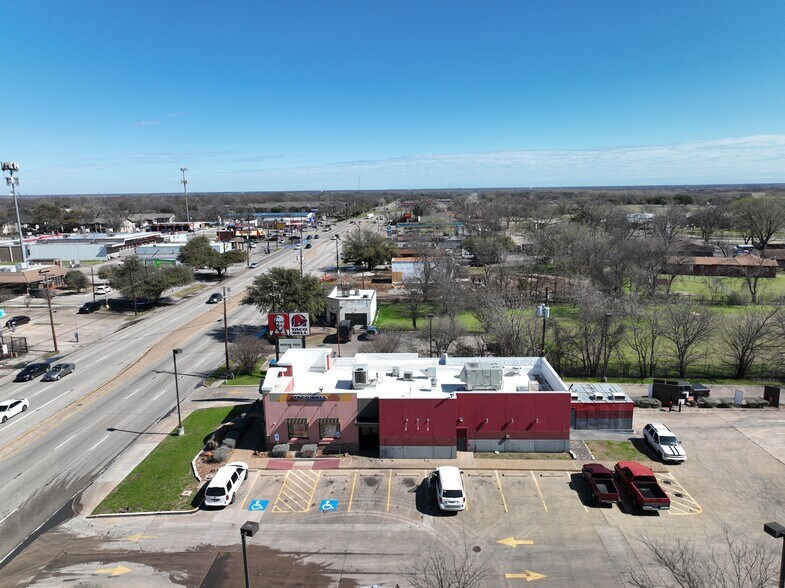 More Photos Of 2802 E Ledbetter Dr, Dallas Fast Food For Sale