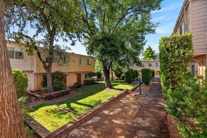 More Photos Of 3959 Arthur Ct, Cameron Park Apartments For Sale