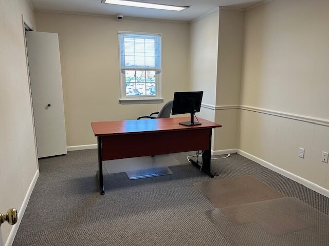 More Photos Of 407 W Lincoln Hwy, Exton Office For Lease