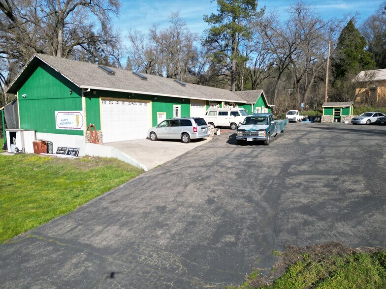 More Photos Of 4875 Black Oak Mine Rd, Garden Valley Auto Dealership For Sale