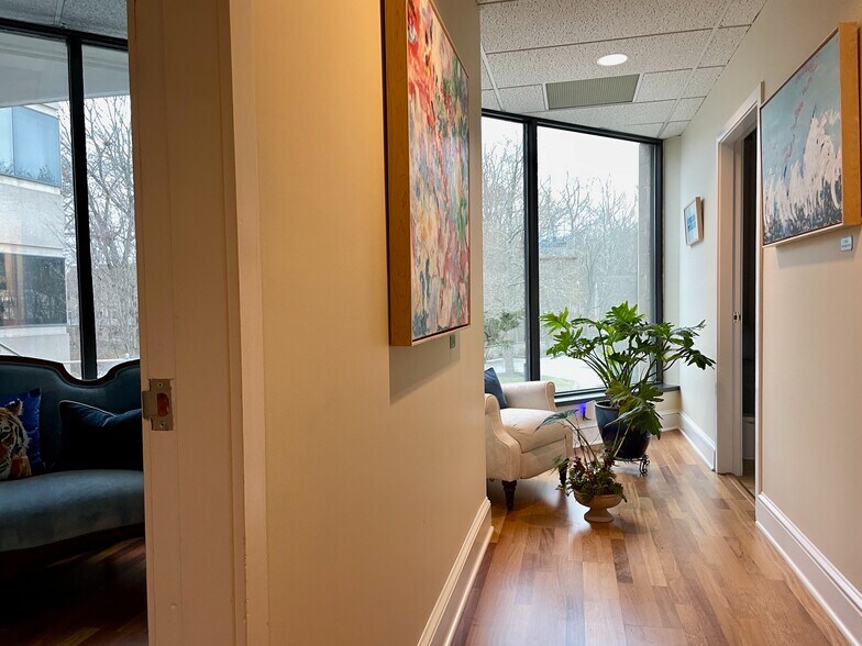 More Photos Of 90 Grove St, Ridgefield Medical For Sale