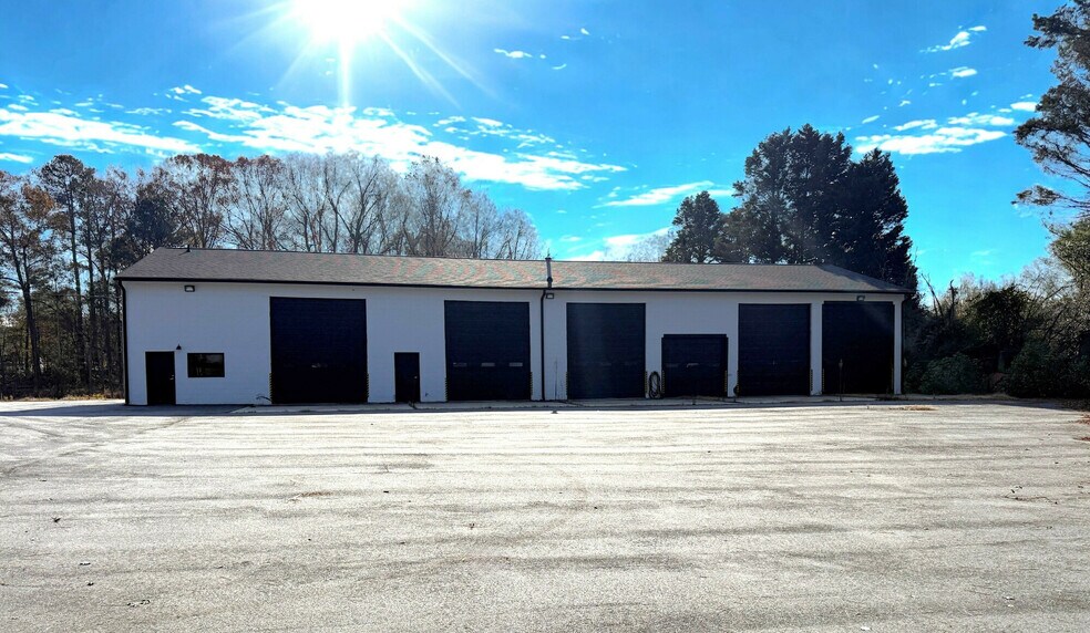 More Photos Of 248 Old Atlanta Rd, Stockbridge Service For Sale